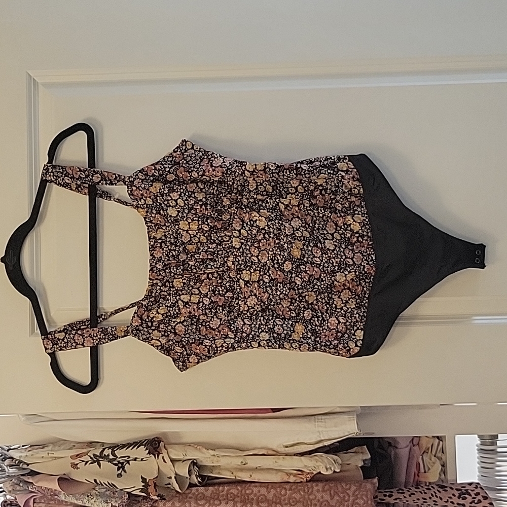 NWT Abercrombie floral bodysuit tank